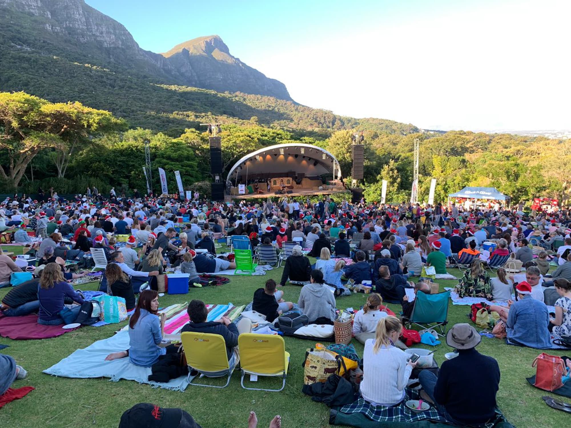Christmas carols in Kirstenbosch, Newlands.